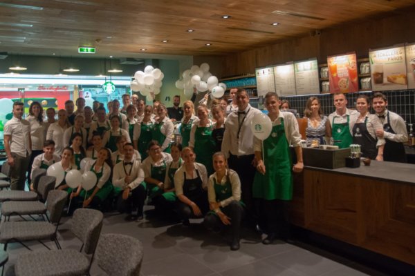 Starbucks-Debrecen-Fórum-nyitás3