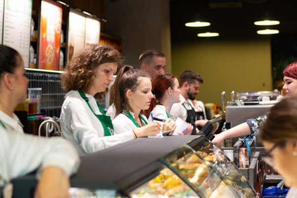 Starbucks-Debrecen-Fórum-nyitás8